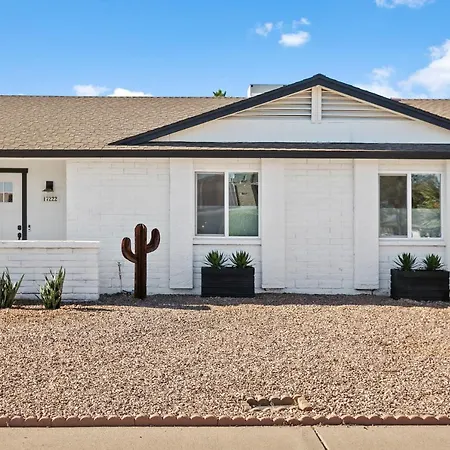 Chic Cactus Villa